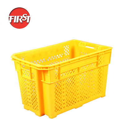Plastikowe pojemniki przemieszczające na owoce i warzywa Wielkość wewnętrzna 590x410x330mm